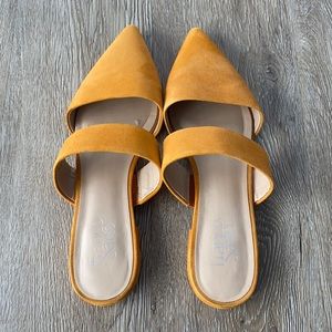 Orange Pointed Toe Franco Sarto Slip on Sandal Shoe